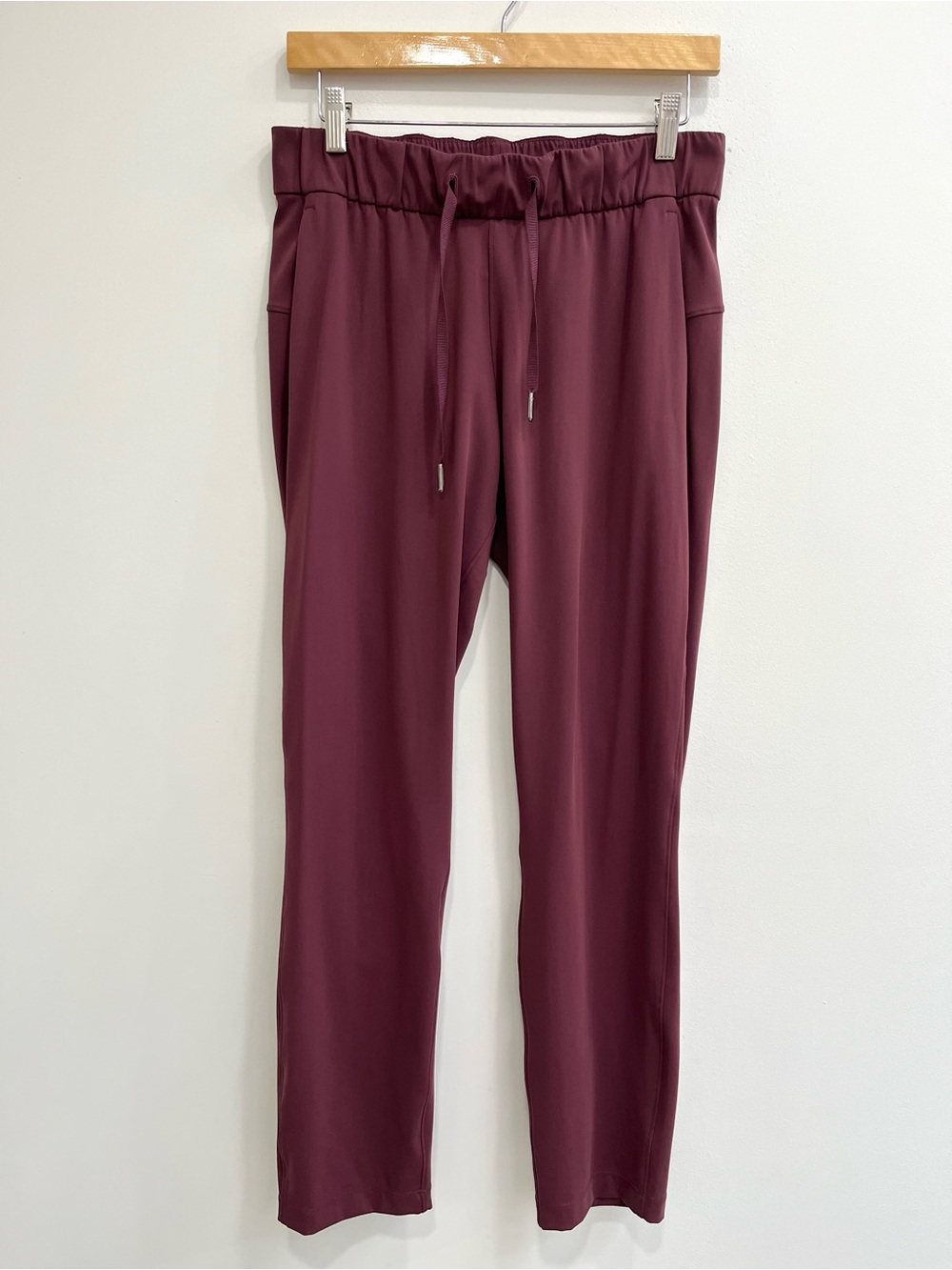 Lululemon On The Fly Pants Maroon Burgundy Size 6 - Picture 5 of 15